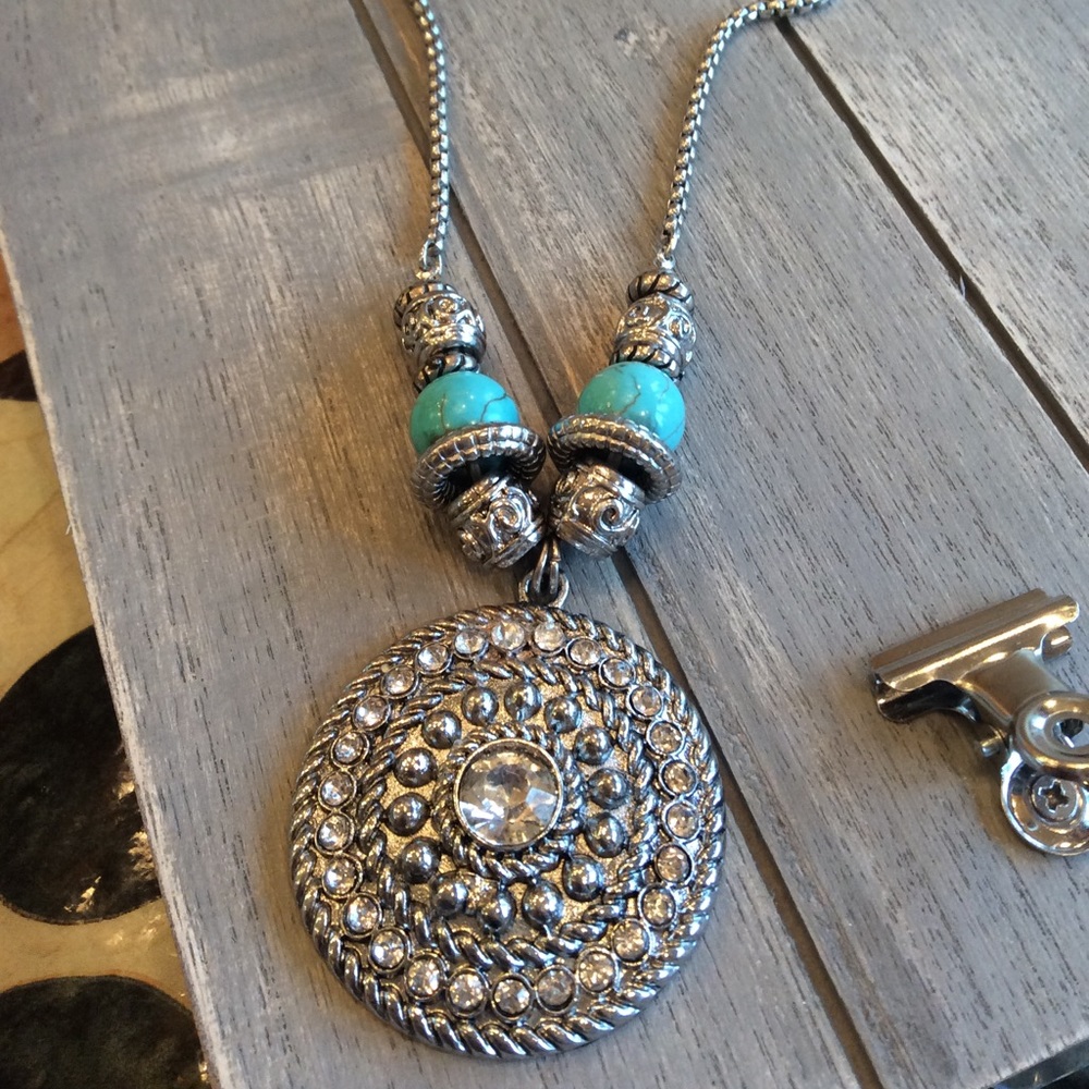 Handmade vintage 18" silver tone Crystal pendant